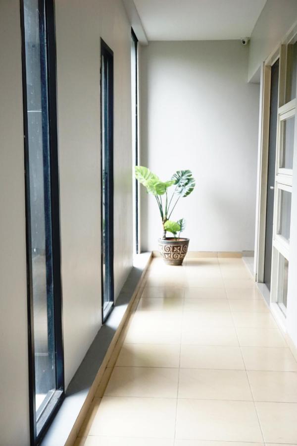 Kanna Stay Sorabaya Extérieur photo